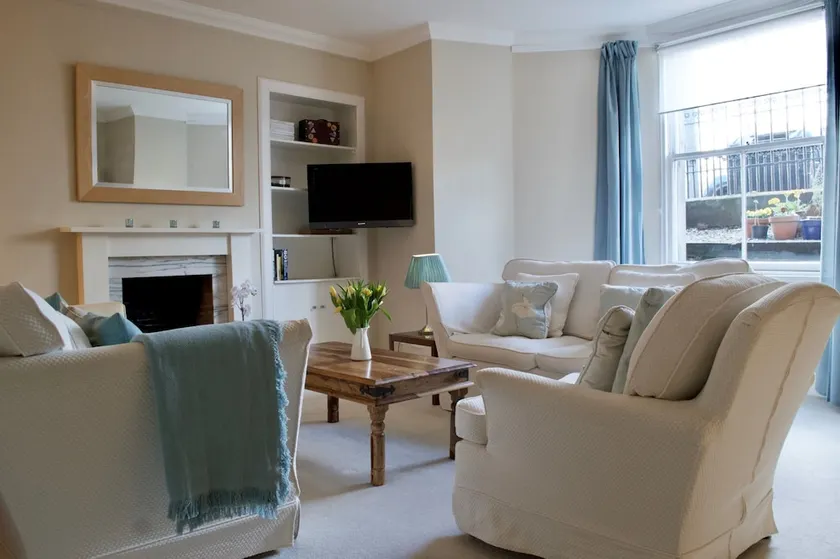 2 Bedroom Flat With A Garden In Bruntsfield - Image 1