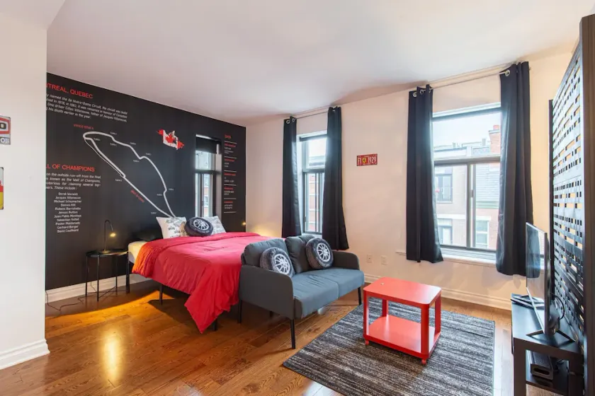 M11 The Grand Prix Suite In the Heart of MTL - Image 1
