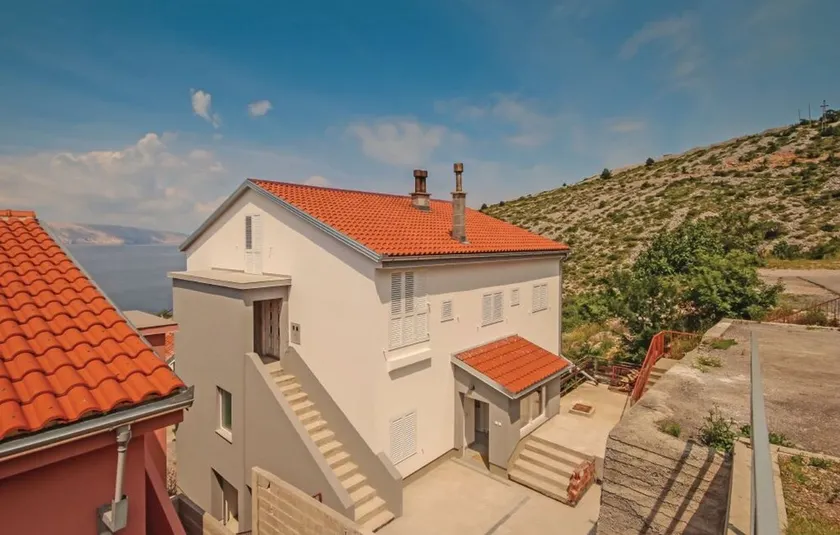 Apartment With 4 Bedrooms in Senj, With Wonderful sea View, Furnished - Image 1