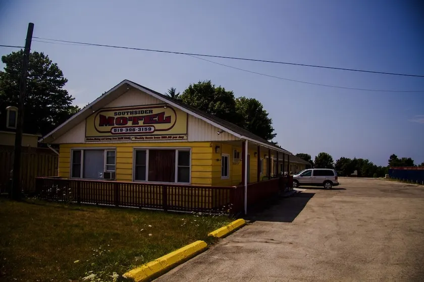 Southsider Motel - Image 1