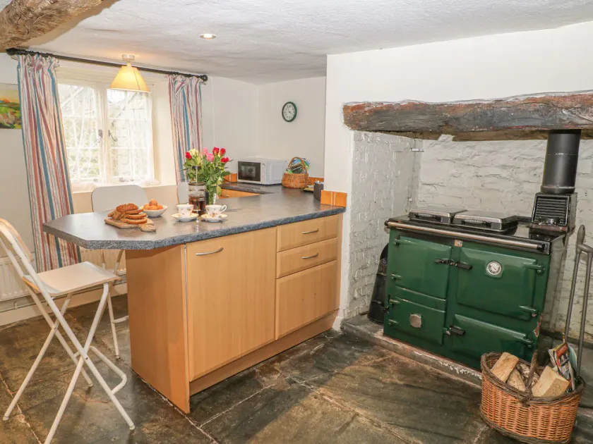 Turnpike Cottage - Image 1