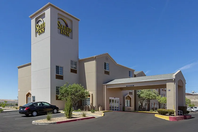La Vista Inn - Image 1