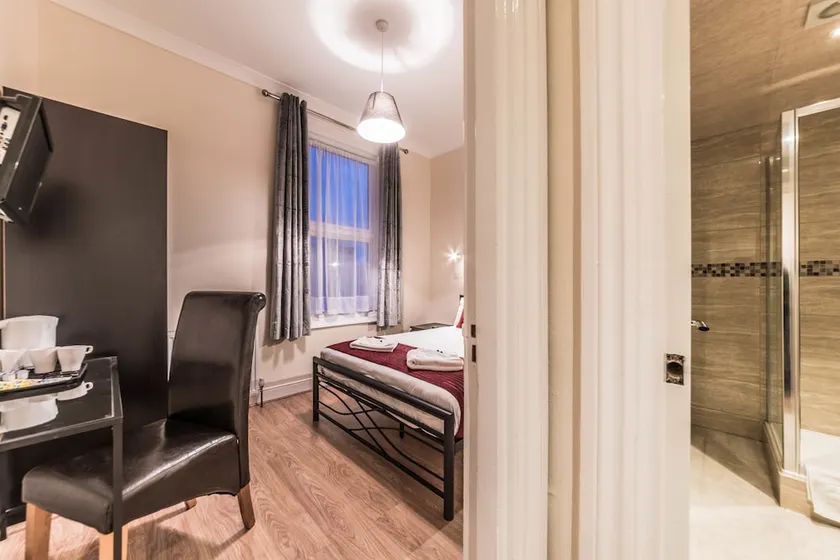 Melandre Hotel - Image 1