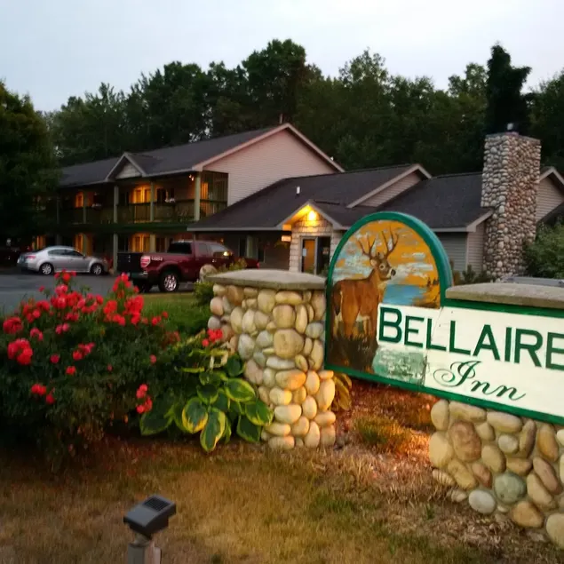 Bellaire Inn - Image 1