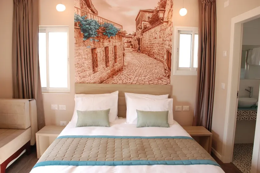 Jerusalem Castle Hotel - Image 1