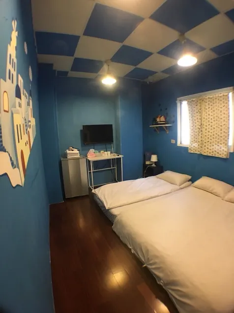 Feng Chia Music House - Image 1