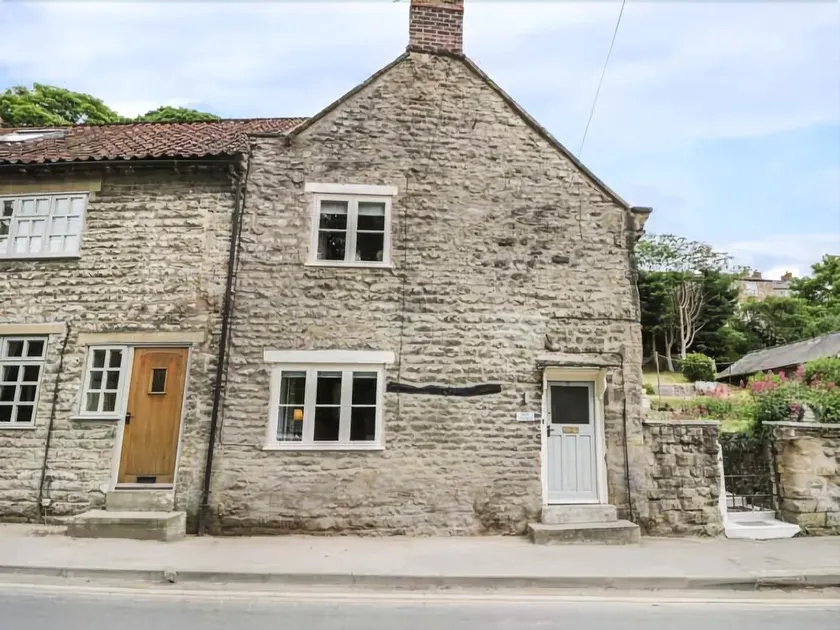 Beck Cottage - Image 1