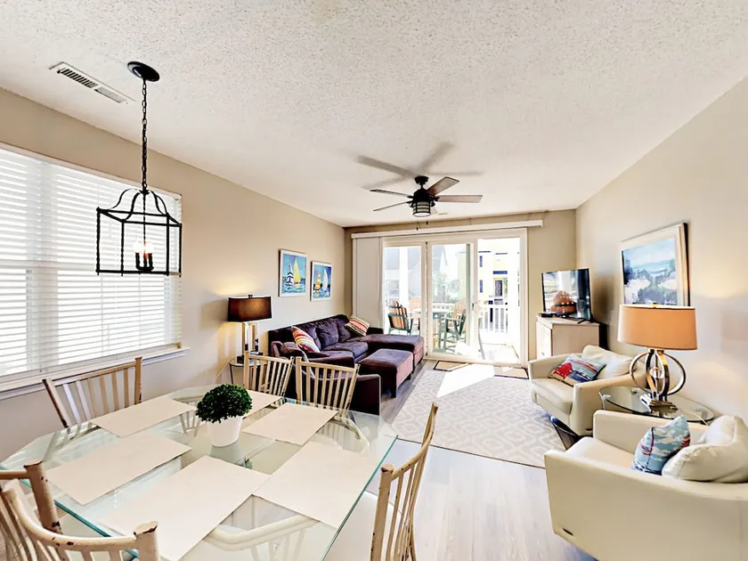 Second-row 4br Townhome W/ Ocean Views 4 Bedroom Townhouse - Image 1