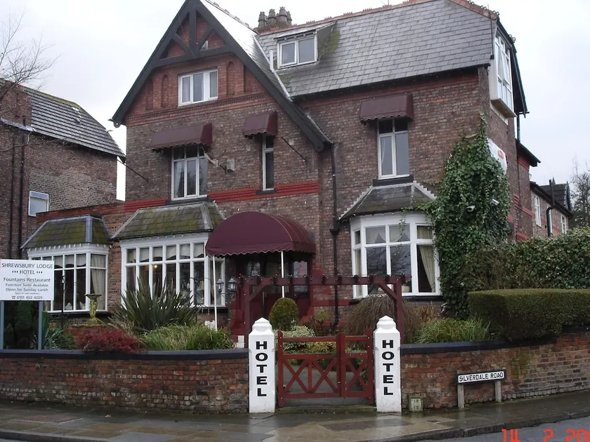 Shrewsbury Lodge Guest House - Image 1
