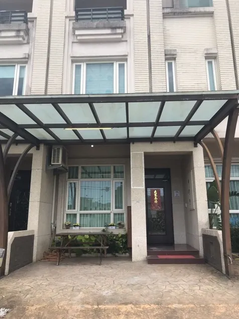 WARM&SWEET HOUSE (BAODONG) - Image 1