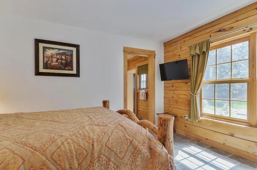 Snow Goose Cabin - Image 1