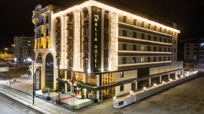 Malia Otel - Image 1