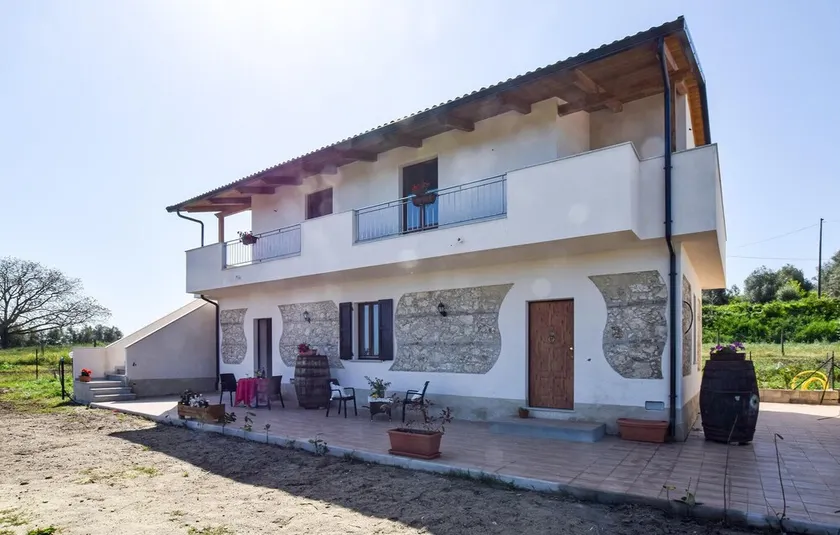 Stunning Apartment in Zambrone With Wifi and 1 Bedrooms - Image 1