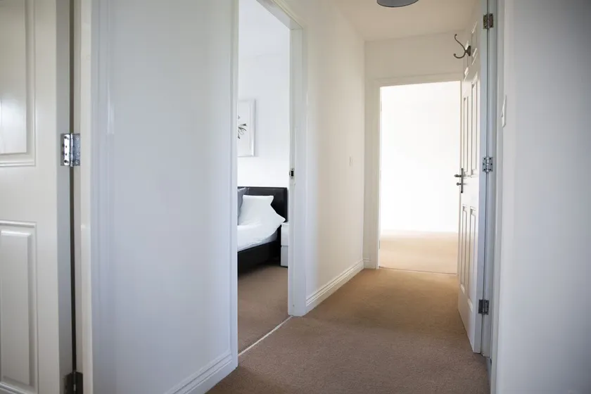 Superb Apartment in Stratford Upon Avon With Free Parking & Wi-fi - Image 1