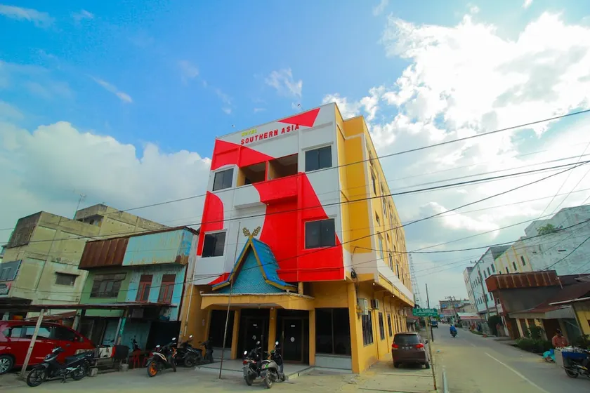 Southern Asia Hotel by OYO Rooms - Image 1