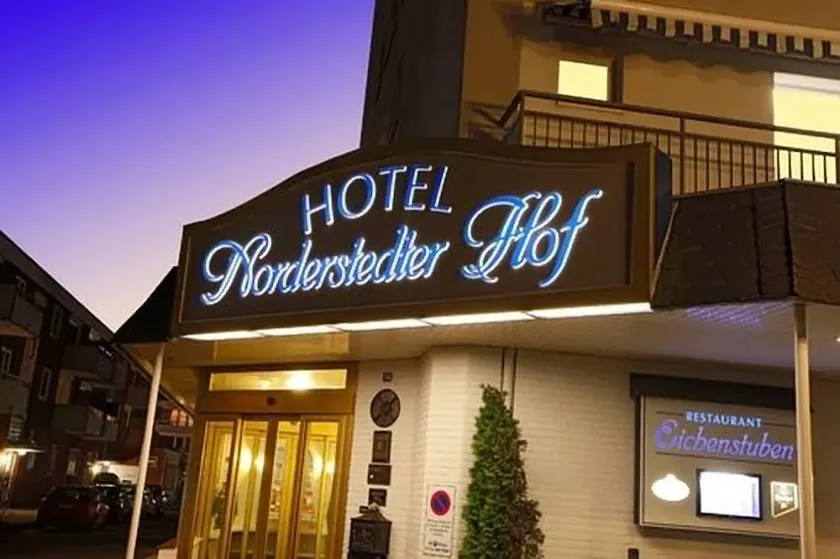 Centro Hotel Norderstedter Hof by INA - Image 1