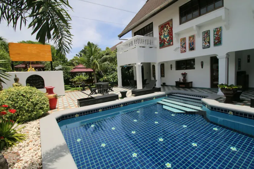Pattaya 161 Villa - Image 1