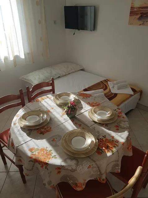Apartment Tomljanović - Image 1