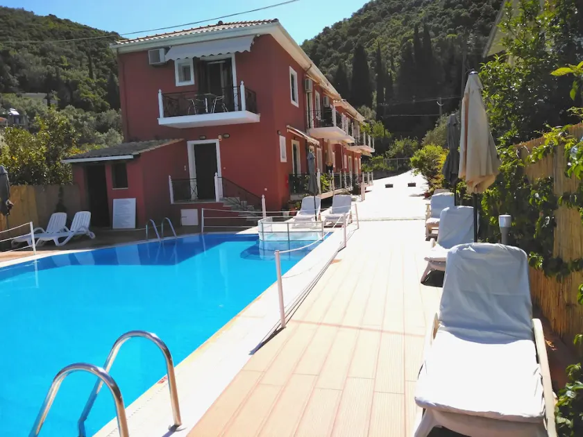 Stunning Property Sea Front in Lefkada - Image 1