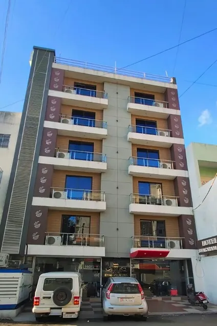 Hotel Swagatam Inn - Image 1