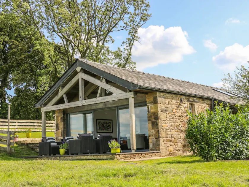 Meadow Cottage at Hill Top Farm - Image 1