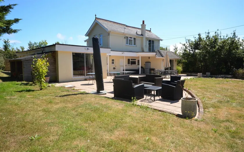 Binfield House - Image 1