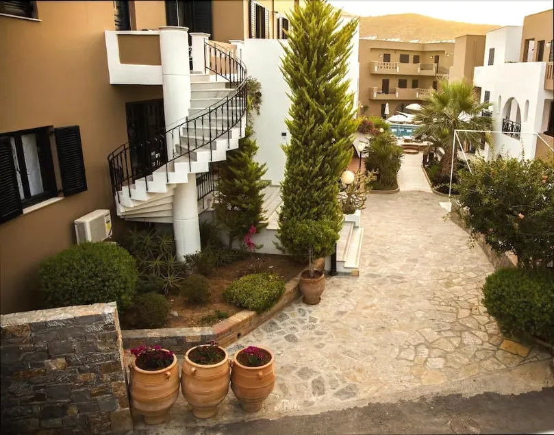 Residence Villas - Image 1