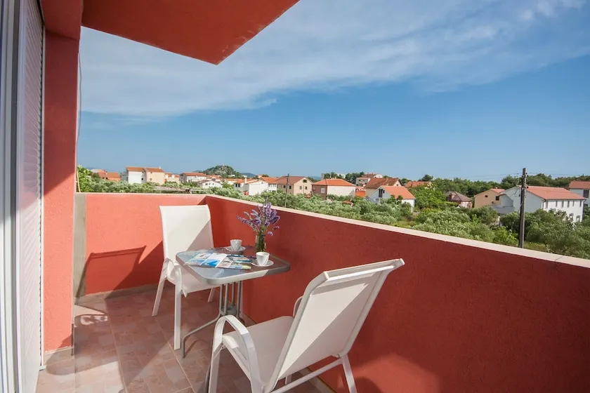 Apartment Mare - Image 1