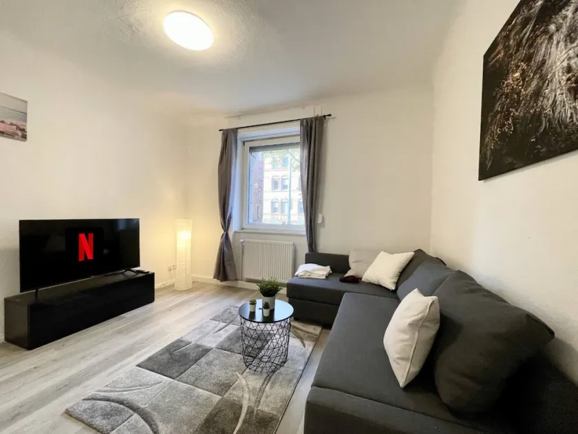 Newly Furnished Beautiful Apartment In The Center With Smart TV - Image 1