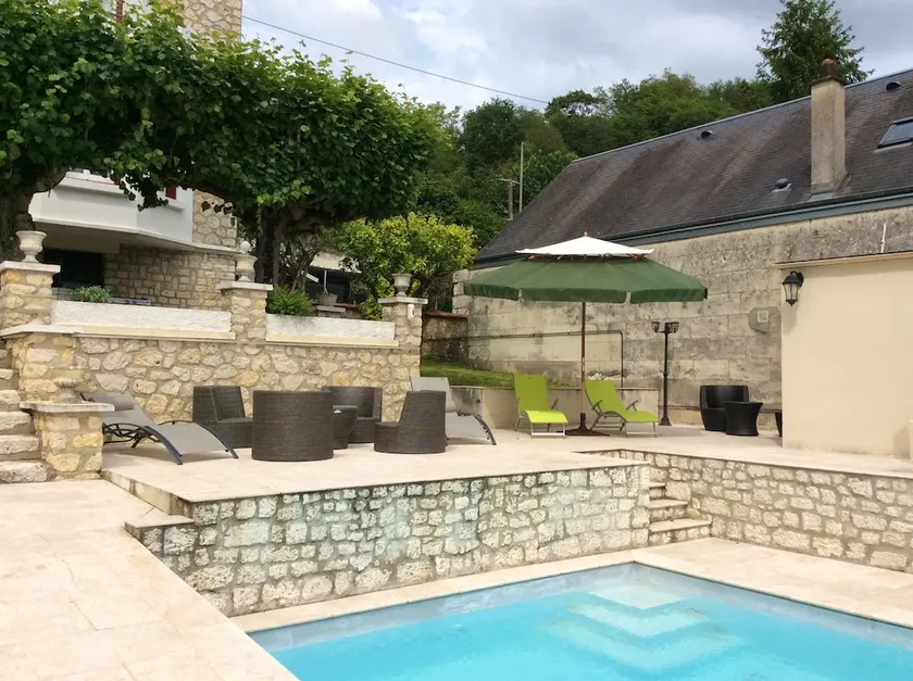 Villa With 5 Bedrooms in Bourré, With Private Pool, Enclosed Garden and Wifi - 4 km From the Beach - Image 1