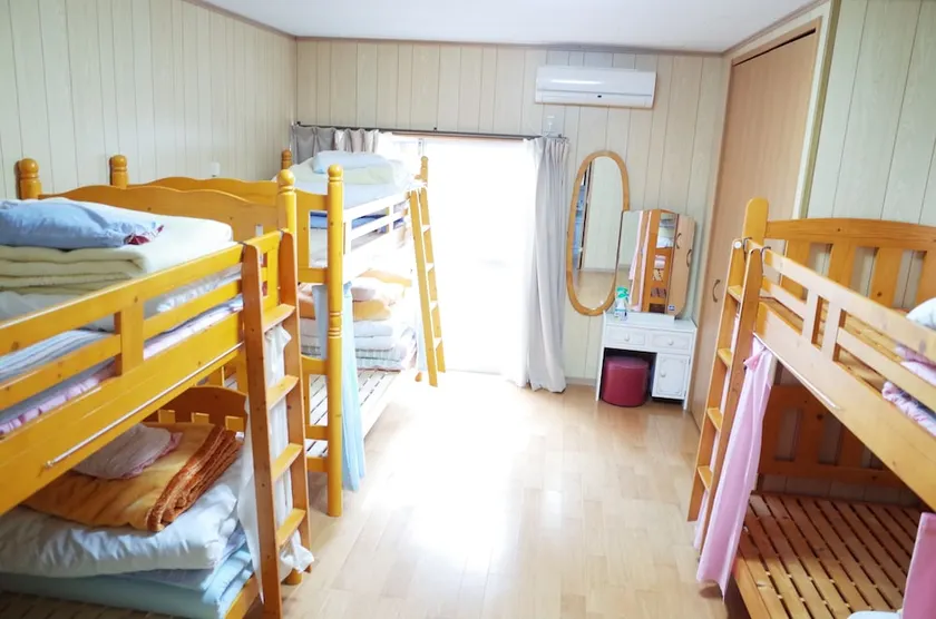 Goto Guest House Utojuku - Image 1