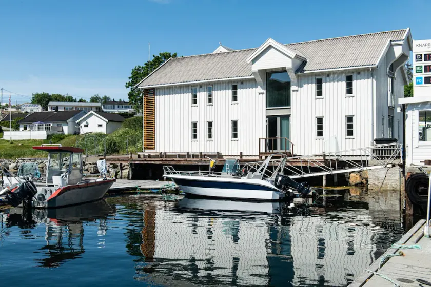 Knarren Brygge - Image 1