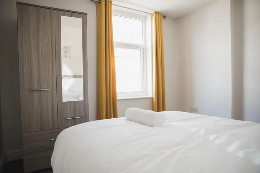Green Park House - Image 1
