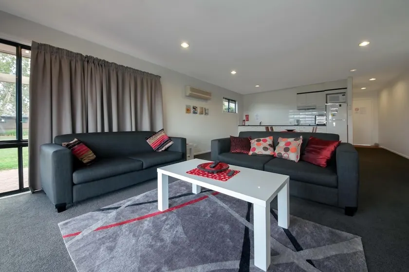 Horizons Golf Club, Villa 107 - Image 1