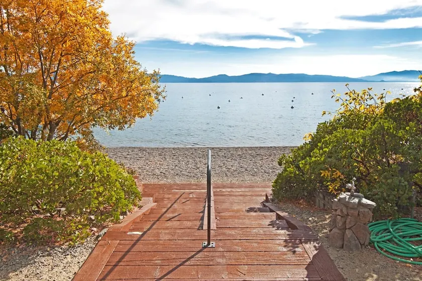 The Fillmore in Tahoe Park ~ Walking Distance to Lake! Hot Tub! - Image 1