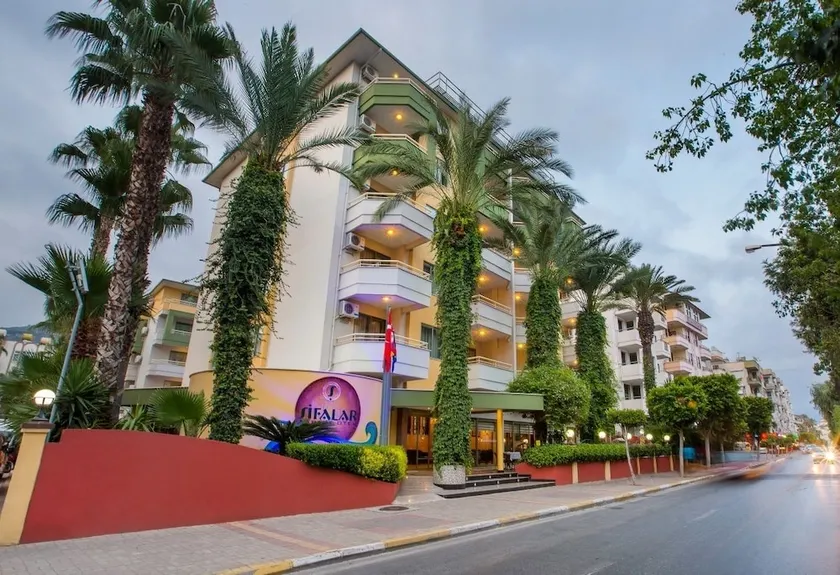 Sifalar Apart Hotel - Image 1