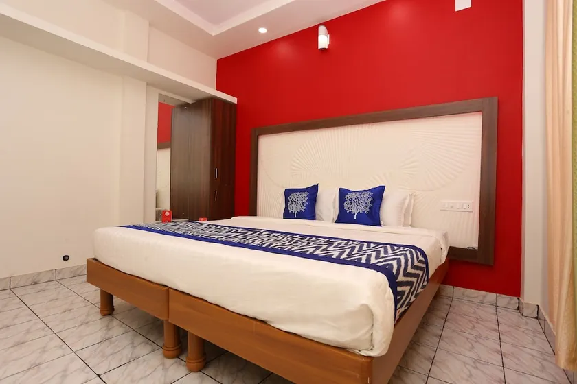 Oyo 9651 Hotel Anugraha Inn - Image 1
