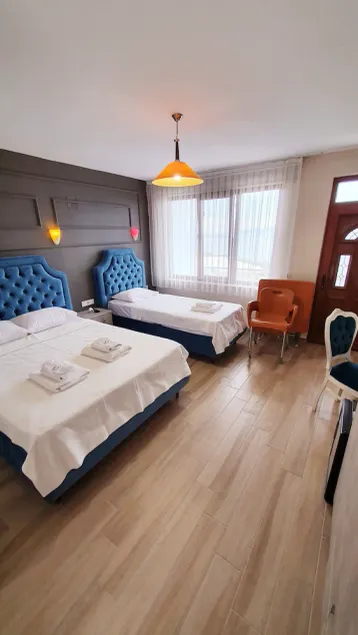 Assos Nazan Motel Restoran Beach - Image 1