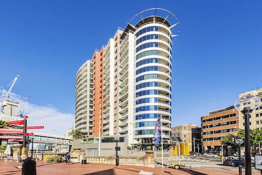 Pyrmont Self Contained Apartment - Image 1