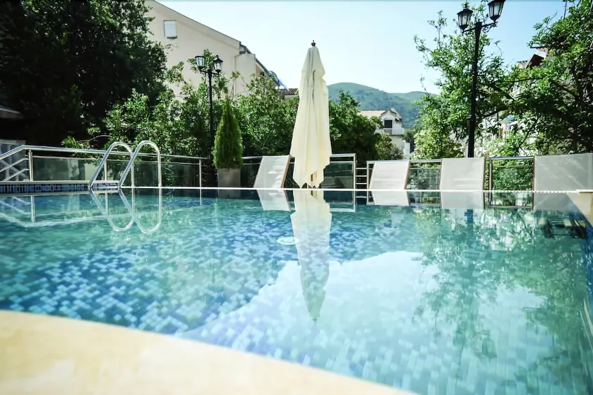 Hotel Amsterdam - Image 1