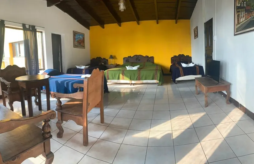 Hotel Bahia Atitlan Inn - Image 1
