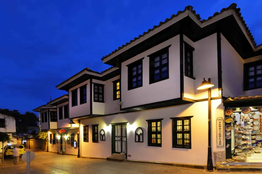 Kaleici Marina Boutique Hotel - Restaurant - Image 1