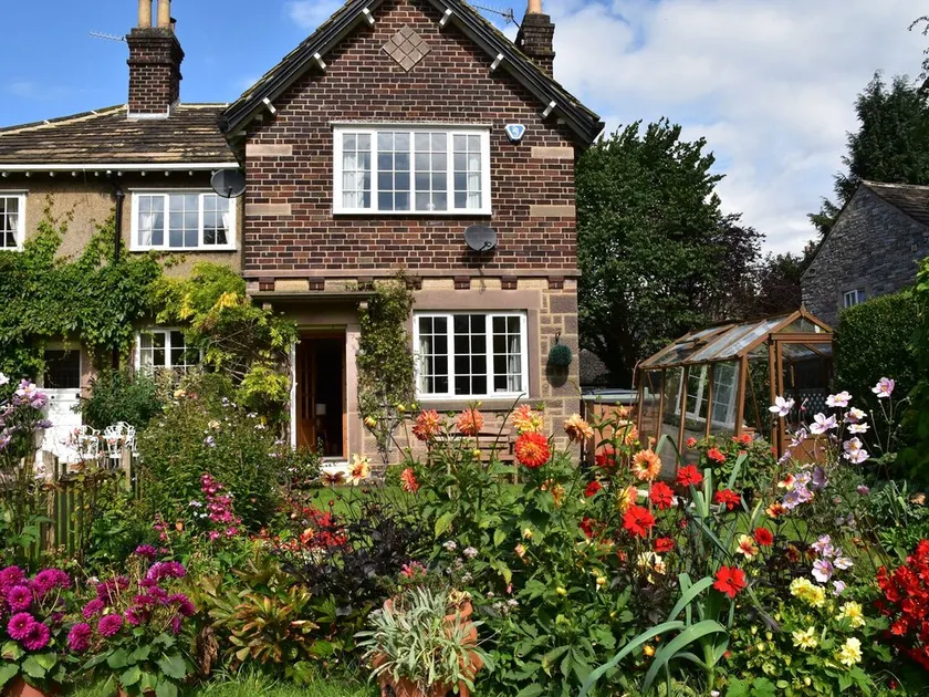 Willow Cottage - Image 1