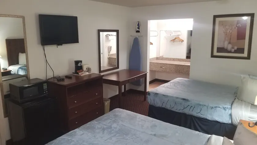 Executive Inn Stillwater - Image 1
