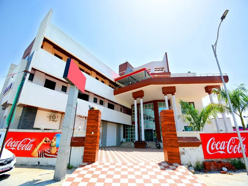 Kaler Regency by OYO Rooms - Image 1