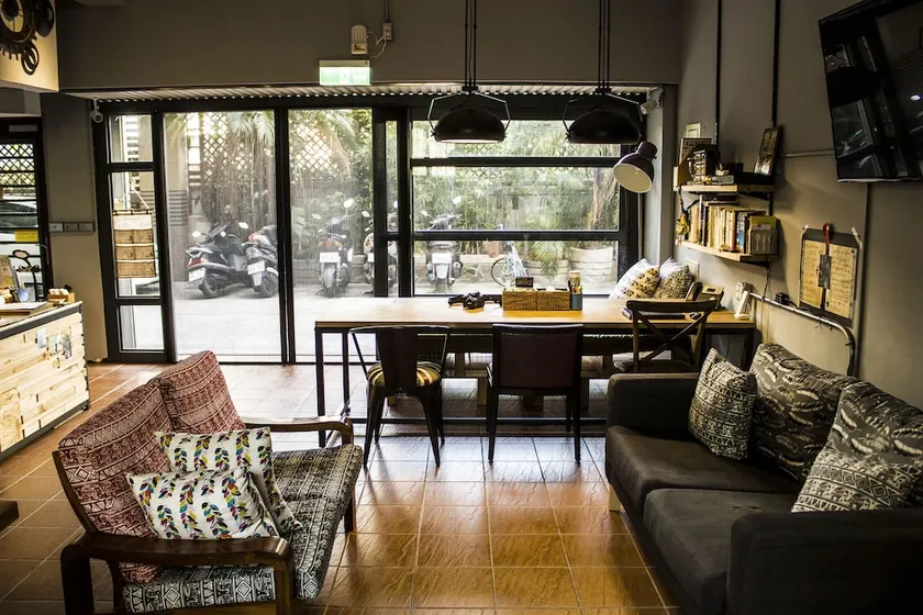 Comfy Hostel - Image 1