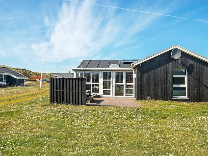 Cosy Holiday Home in Ulfborg Near Beach - Image 1