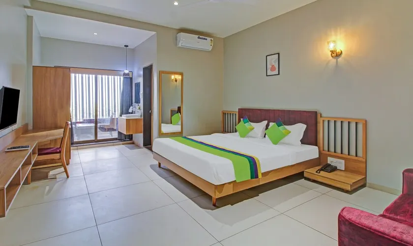 Matoshree Inn Satara by Treebo - Image 1