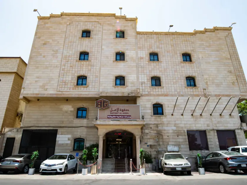 OYO 523 Safwat Al Amal Suites - Image 1