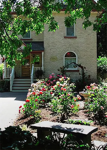 Arbour Garden Bed & Breakfast - Image 1